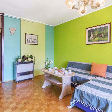 Gorgeous Apartment In Pula With House Sea View מראה חיצוני תמונה