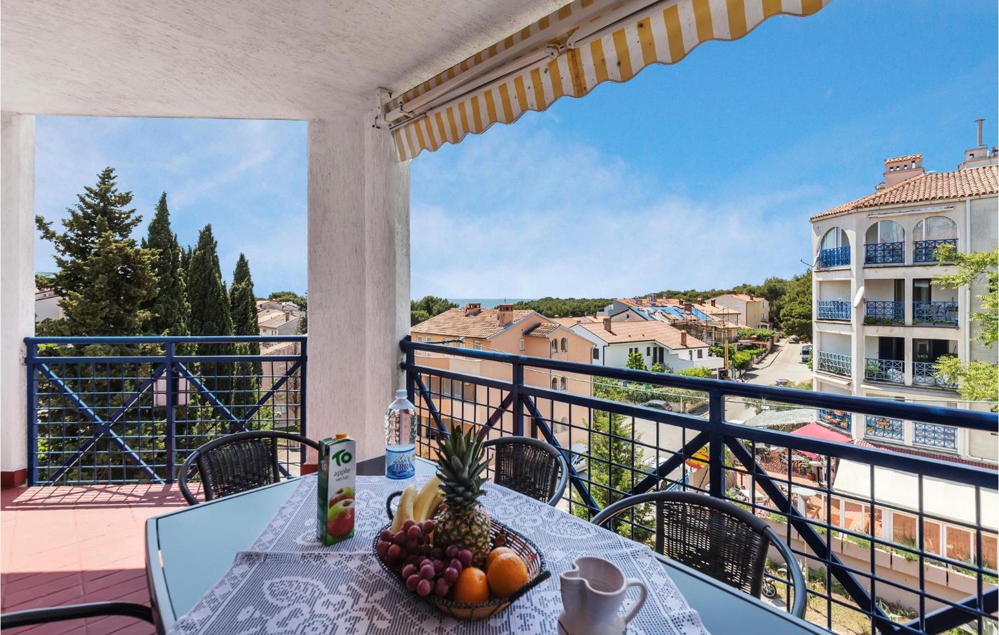 Gorgeous Apartment In Pula With House Sea View מראה חיצוני תמונה