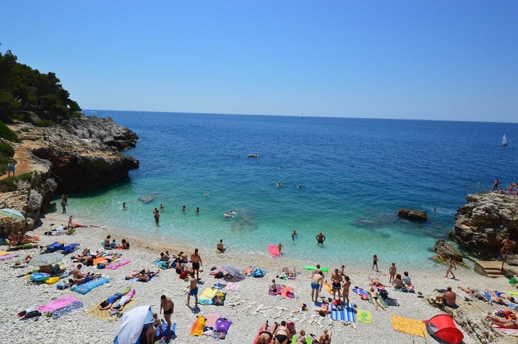 Gorgeous Apartment In Pula With House Sea View חדר תמונה